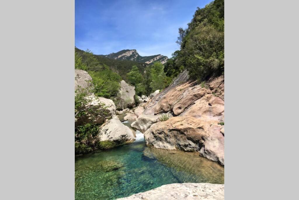 Pont De Valenti Mountain Retreat Apartman Girona Kültér fotó
