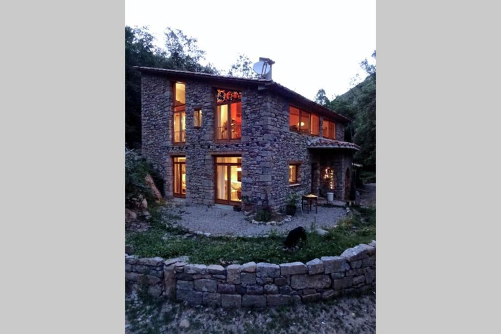 Pont De Valenti Mountain Retreat Apartman Girona Kültér fotó