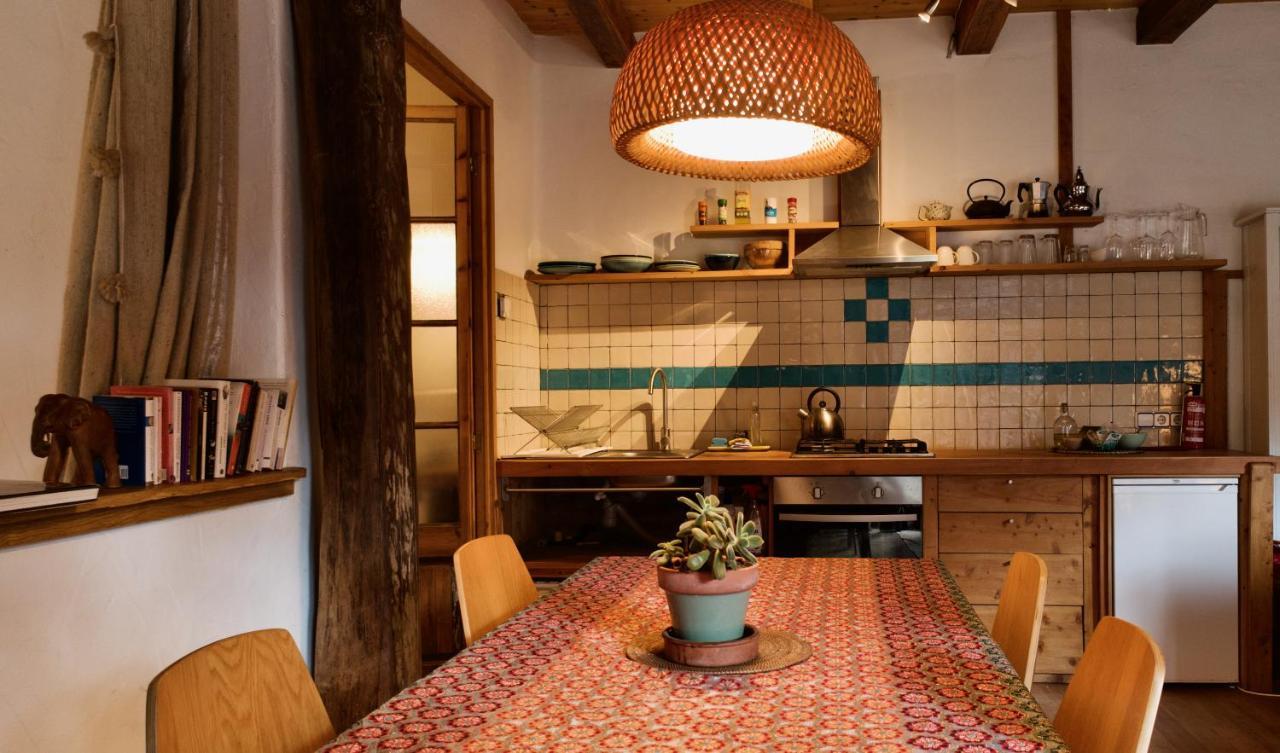 Pont De Valenti Mountain Retreat Apartman Girona Kültér fotó