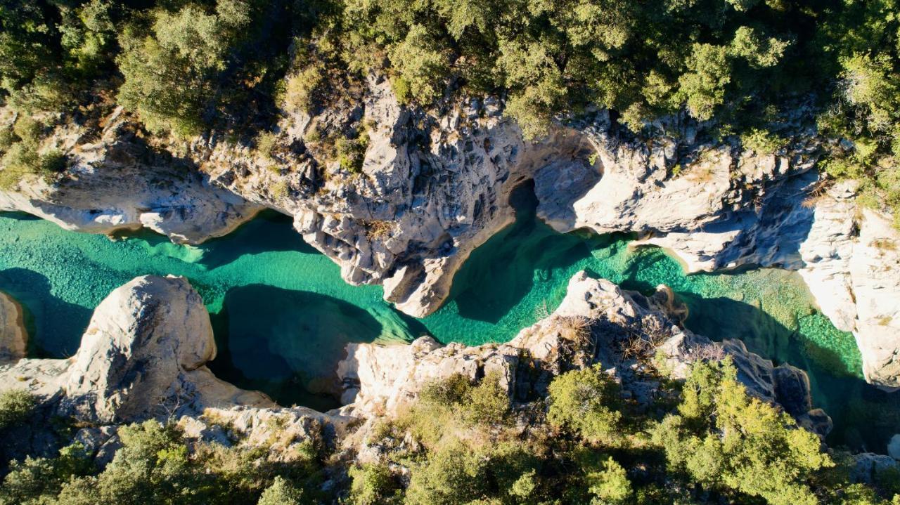Pont De Valenti Mountain Retreat Apartman Girona Kültér fotó